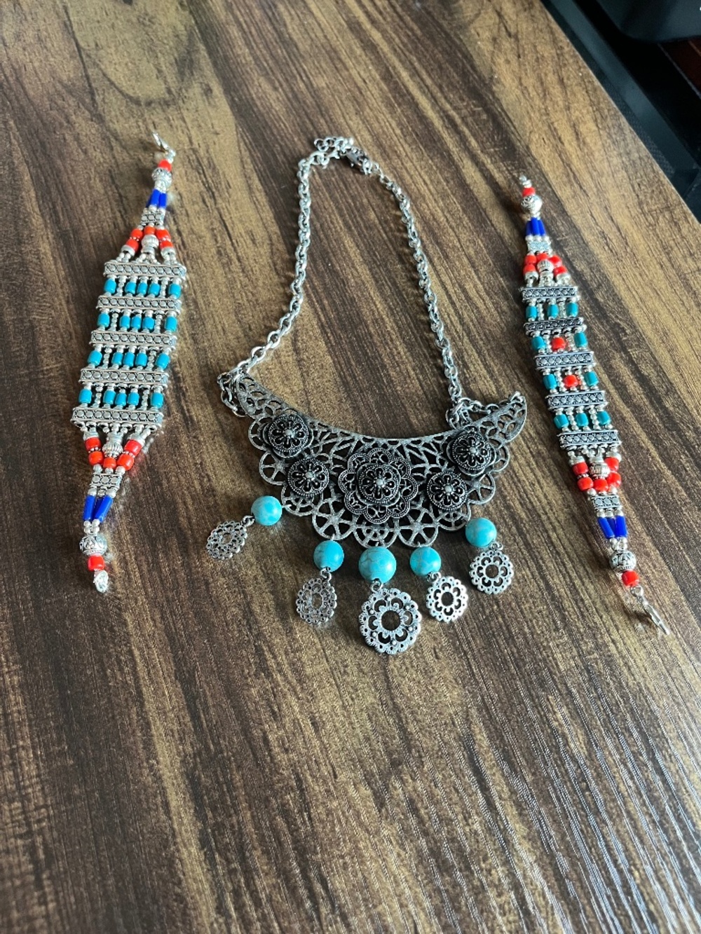 Necklace set